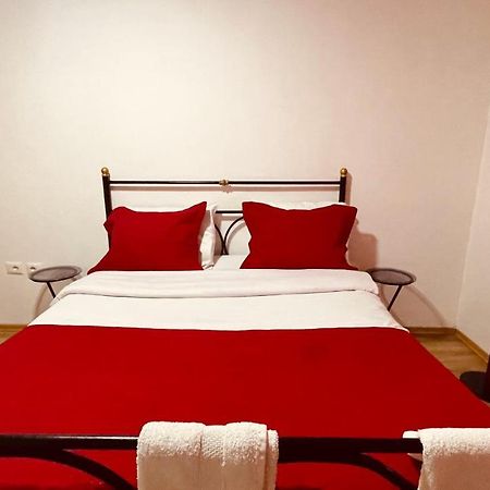 Hotel Drinos Tiranë Ngoại thất bức ảnh