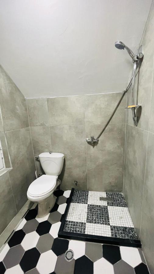 Hotel Drinos Tiranë Ngoại thất bức ảnh