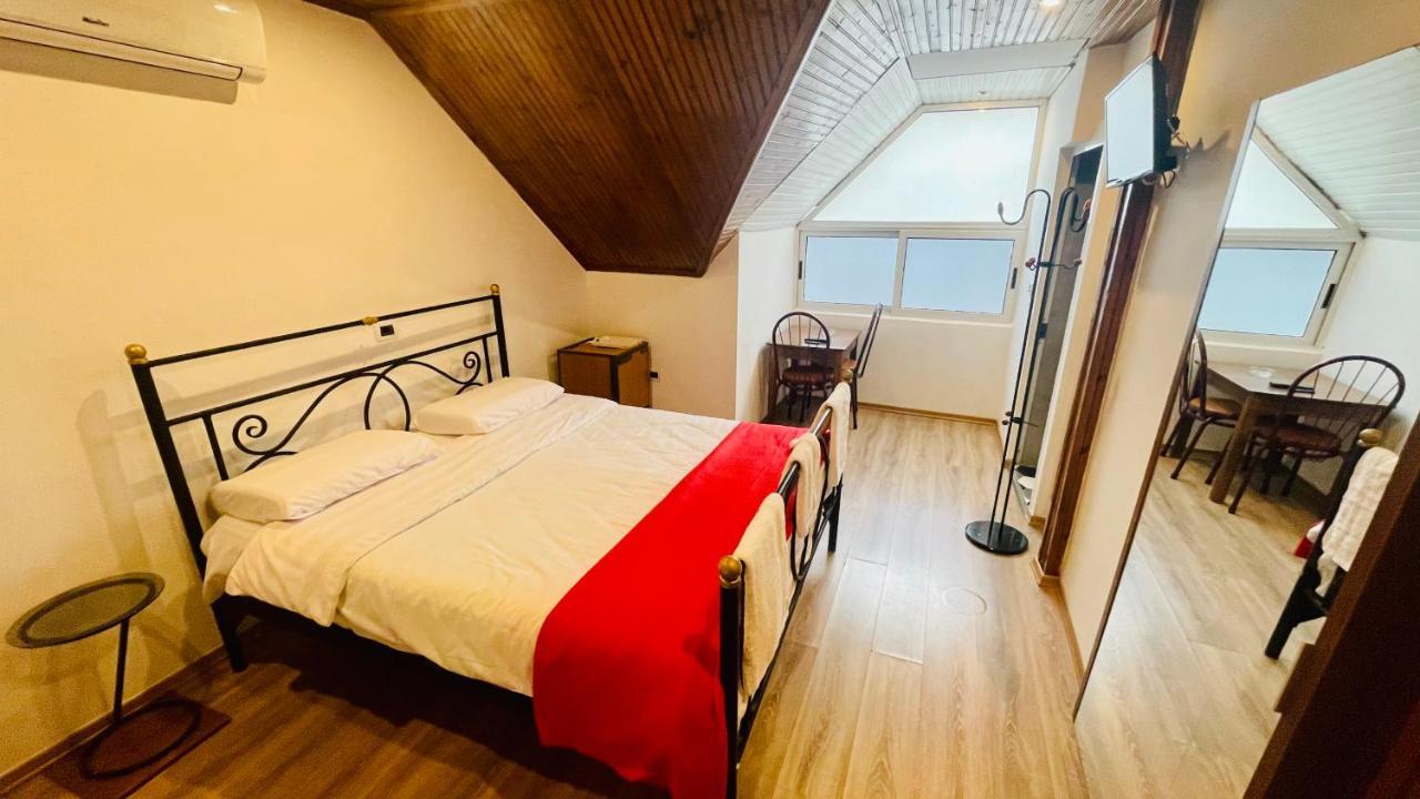Hotel Drinos Tiranë Ngoại thất bức ảnh
