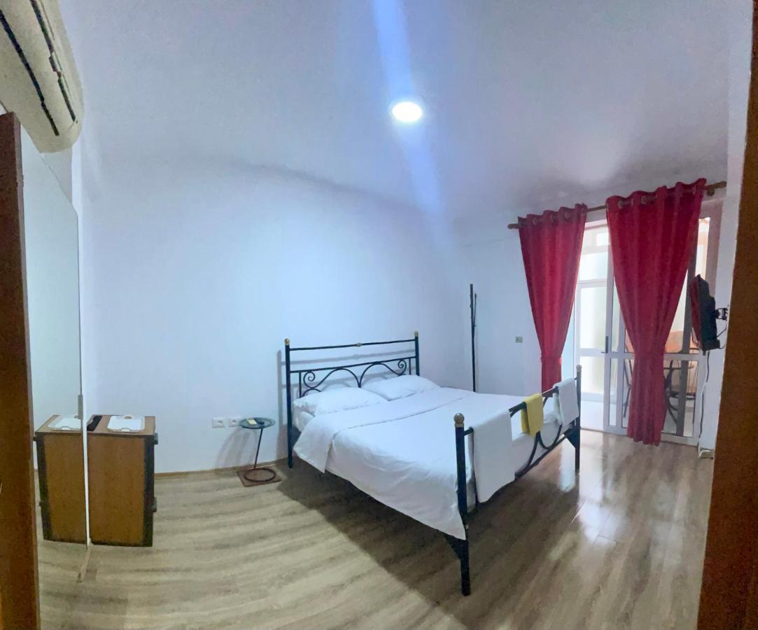 Hotel Drinos Tiranë Ngoại thất bức ảnh