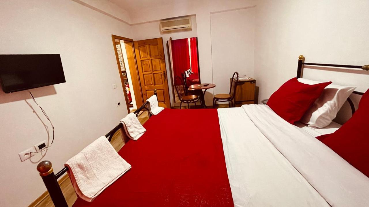 Hotel Drinos Tiranë Ngoại thất bức ảnh